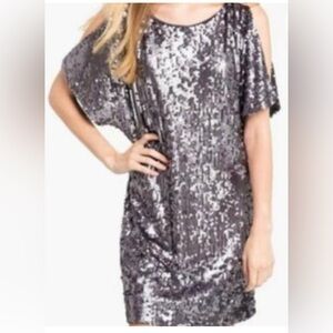 Aidan Mattox Cold Shoulder Full Sequined Cocktail Party Formal Dress Gray Size 4